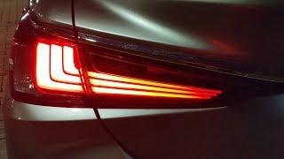 2019 ES 350 Night Lighting