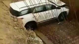 Latest Car Accident of Toyota Fortuner in India