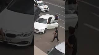 Un politist brailean l-a pus la respect pe un smecheras cu BMW